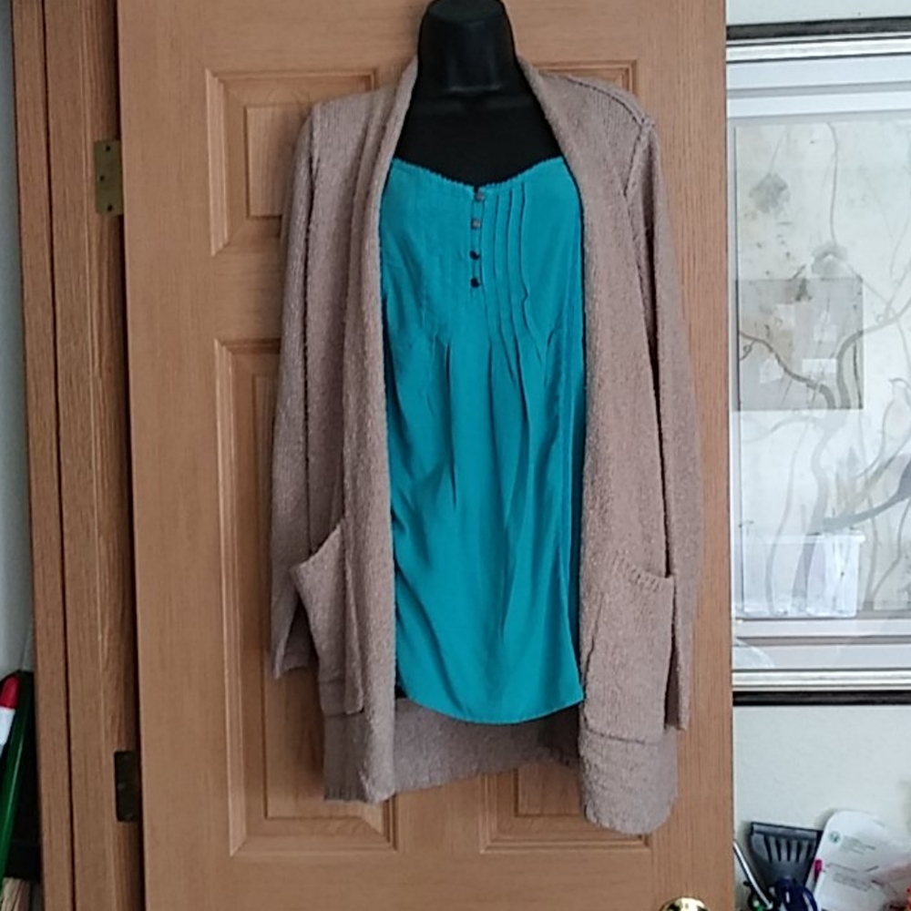 NWOT Staccato brand sweater cardigan